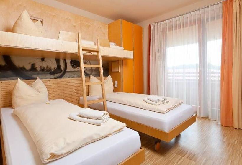 스탠다드 트리플 룸, Jufa Hotel Deutschlandsberg