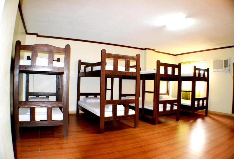 تختخواب در اتاق مشترک, Rufina S Leisure Center