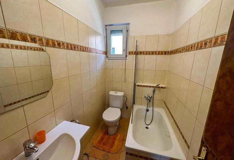 شقة 3 غرف, Chalupa V Západných Tatrách