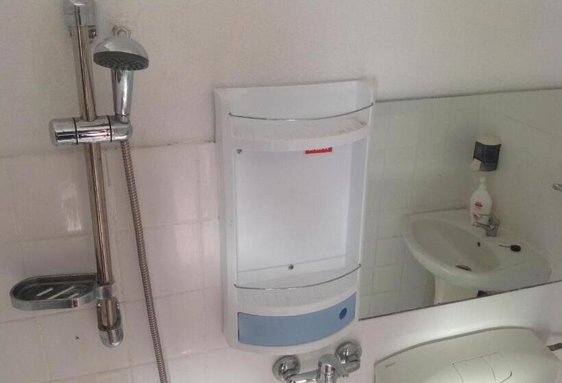 バルコニー付きスタンダードトリプルルーム, Pensão Fernandes