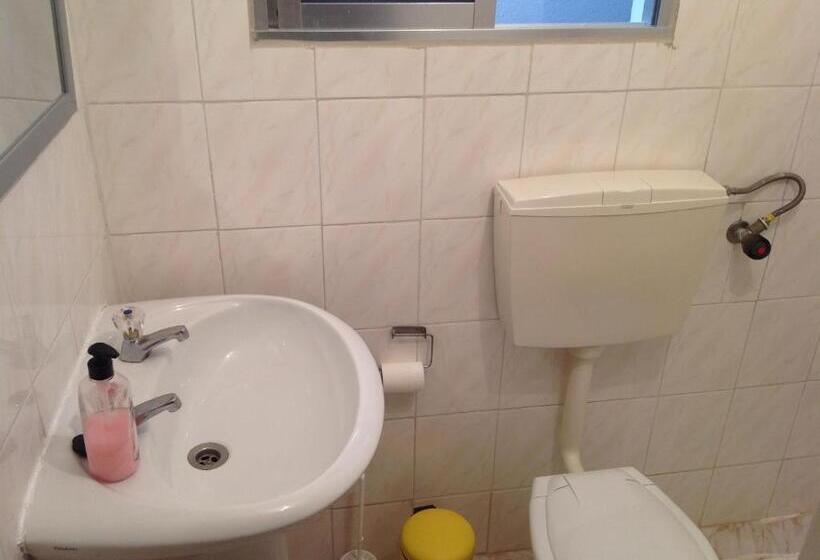 スタンダードルーム, Pensão Fernandes