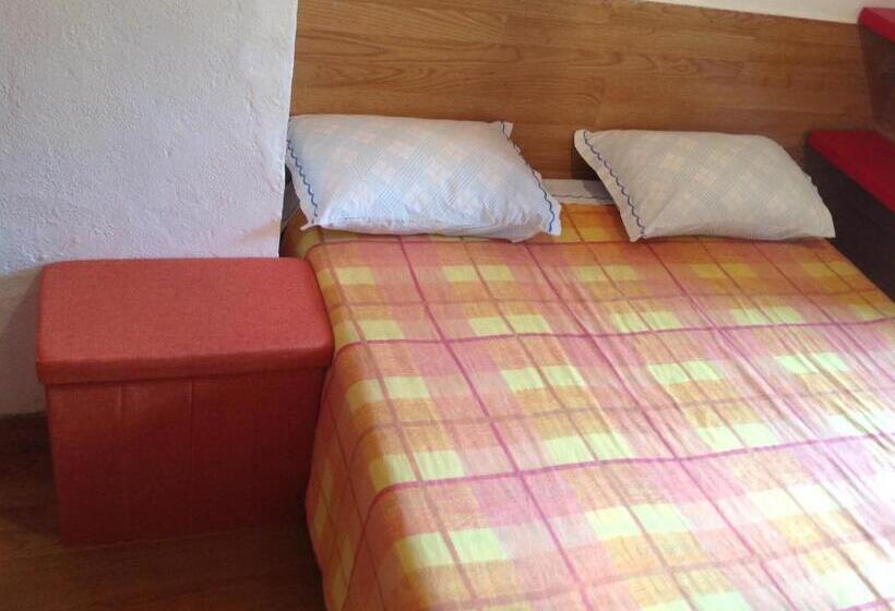 スタンダードルーム, Pensão Fernandes