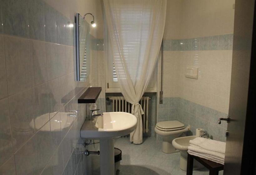 דירה בת חדר שינה 1 עם מרפסת, Residence Buelli E Dintorni