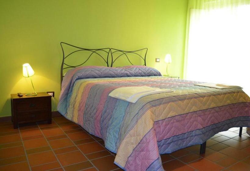 Номер Стандарт Трехместный, B&b La Casa Di Giulietta