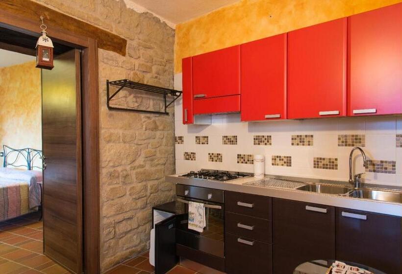 Апартаменты 1 Спальня с Балконом, B&b La Casa Di Giulietta