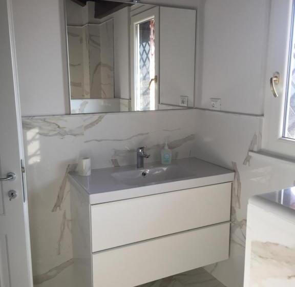 اتاق لوکس با چشمانداز دریا, B&b Le Palme