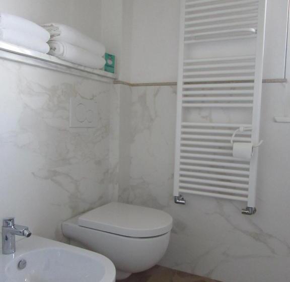 اتاق استاندارد با چشمانداز باغ, B&b Le Palme