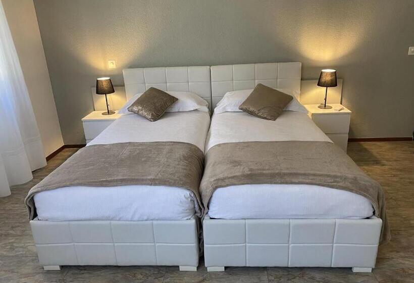 Номер Deluxe Вид на Горы, Albergo Stazione