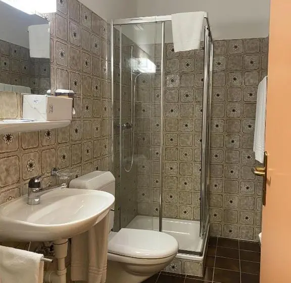 デラックスルーム, Albergo Stazione