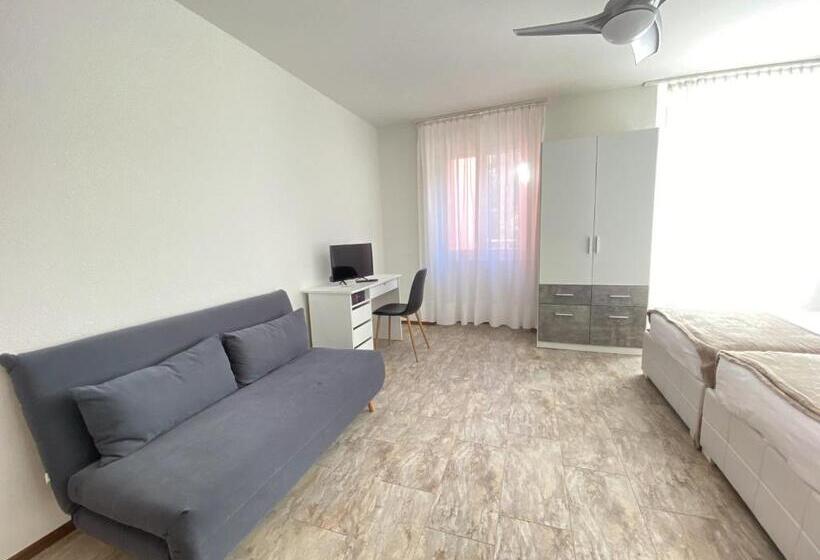 Семейный Номер Deluxe, Albergo Stazione