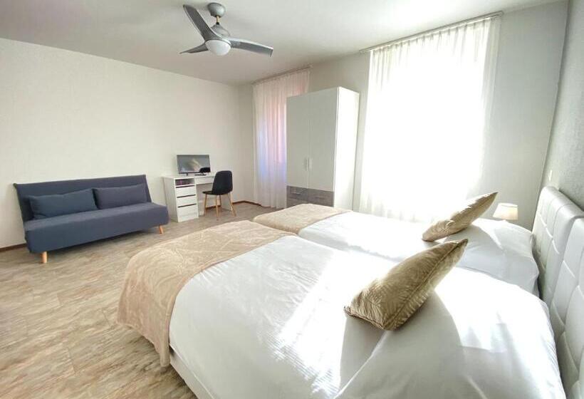 Семейный Номер Deluxe, Albergo Stazione