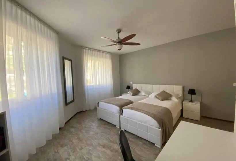 マウンテンビューデラックスルーム, Albergo Stazione