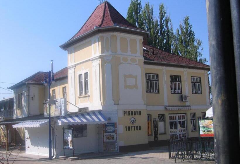 Апартаменты 2 Спальни, Aqua Apartman