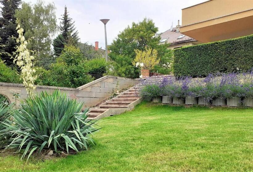 Апартаменты 2 Спальни, Aqua Apartman