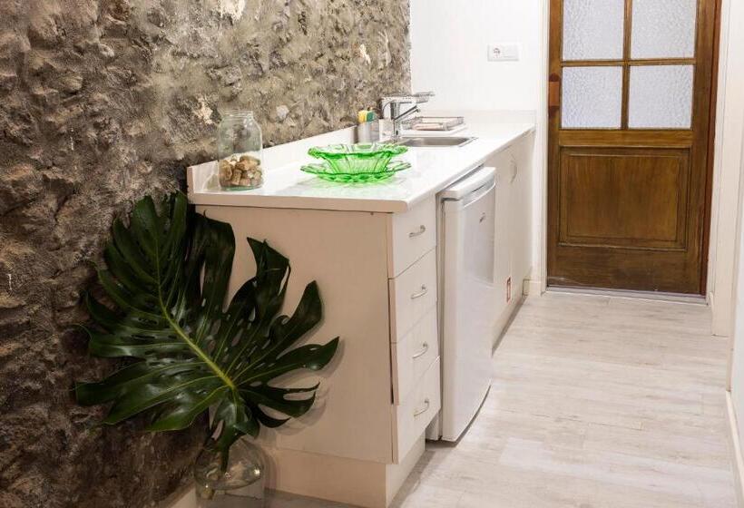 سوییت خانوادگی, Casa Do Populo