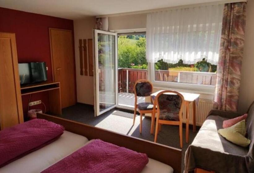 اتاق لوکس با بالکن, Gasthaus Zum Spalterwald