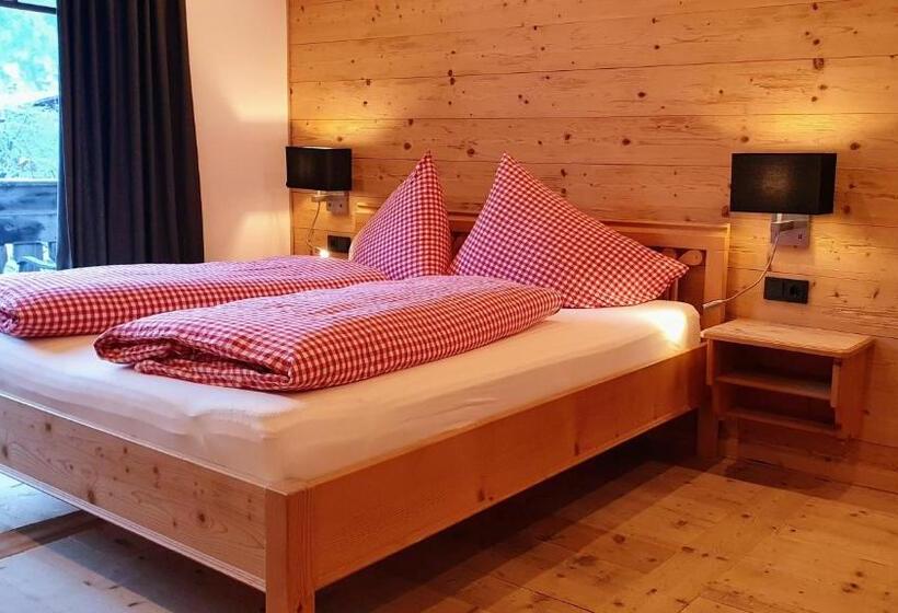 스탠다드 룸 산 전망, Haus Petra