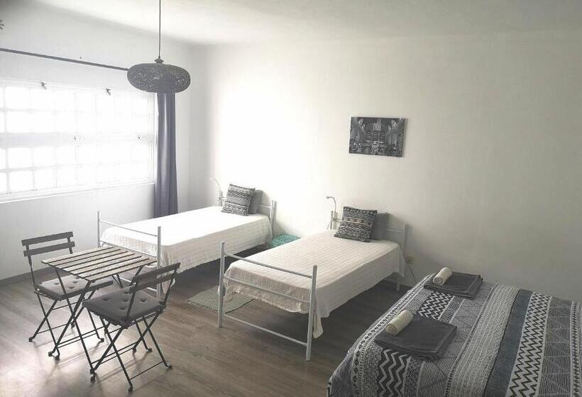 家庭间, Taah Billa Guest House