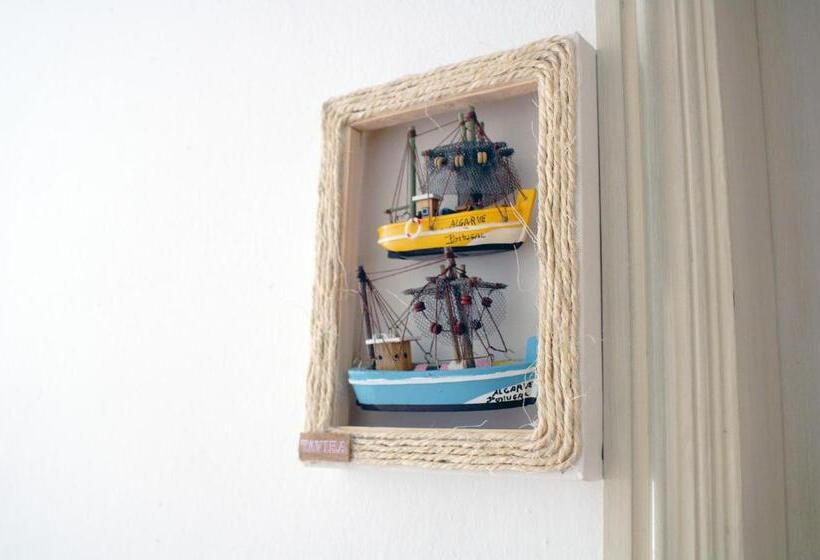 豪华海景房, Taah Billa Guest House