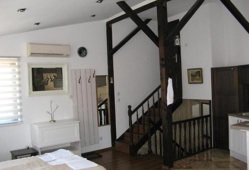 バルコニー付きスタンダードステューディオ, Kapana Plovdiv