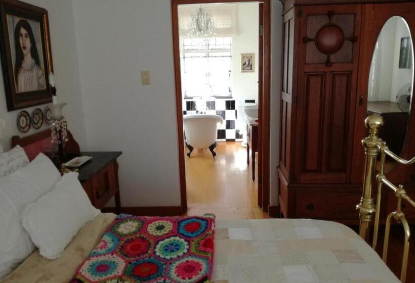 اتاق استاندارد, 29ontait Guest House