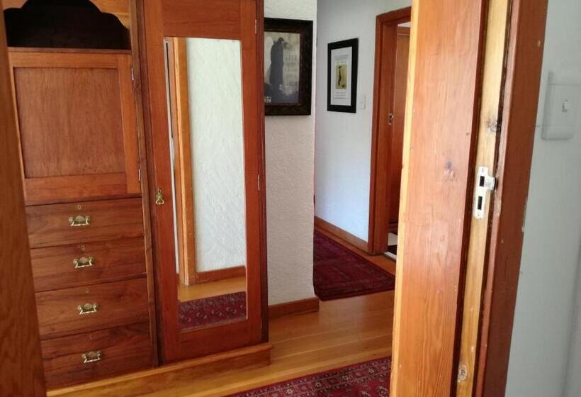 اتاق استاندارد, 29ontait Guest House