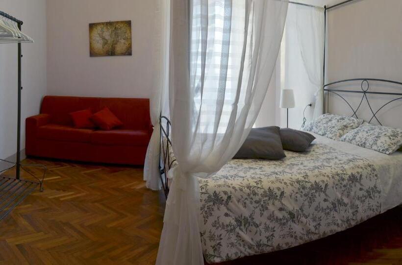 סוויטה עם טרסה, Dimora Nel Borgo