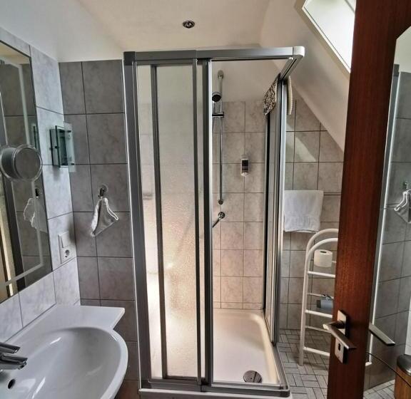 발코니가 있는 4인용 스탠다드 룸, Gasthof Walhalja