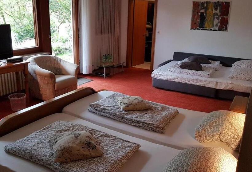 패밀리 룸, Gasthof Walhalja