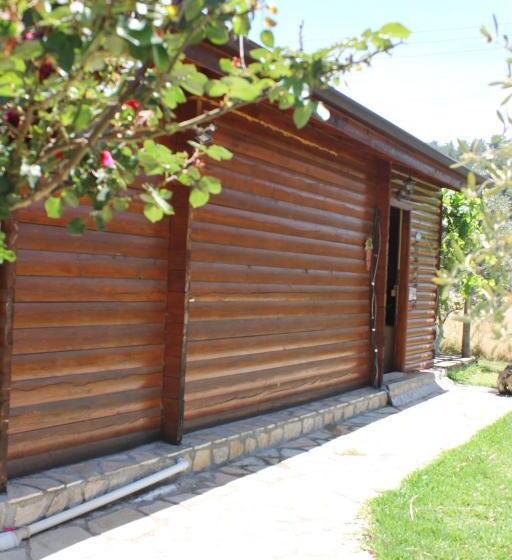 Familiesuite, Sakin Vadi Winehouse