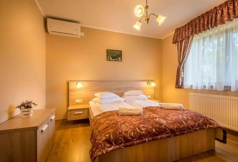 Apartament 1 Dormitori Vista Jardí, Németh Resort
