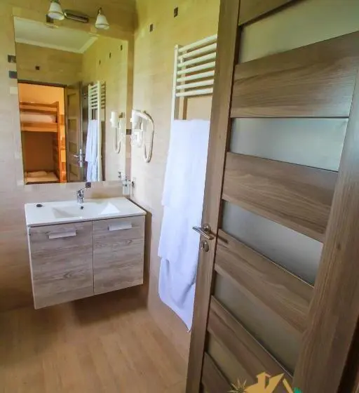 Habitació Quàdruple Estàndard Vista Jardí, Németh Resort