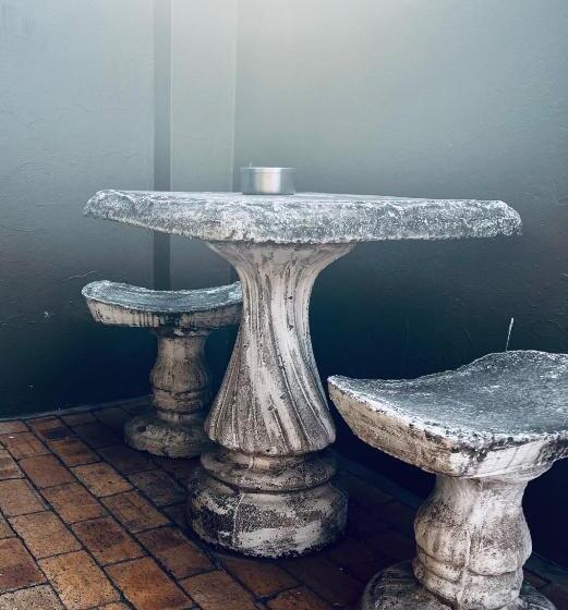 패밀리 룸, Revenir