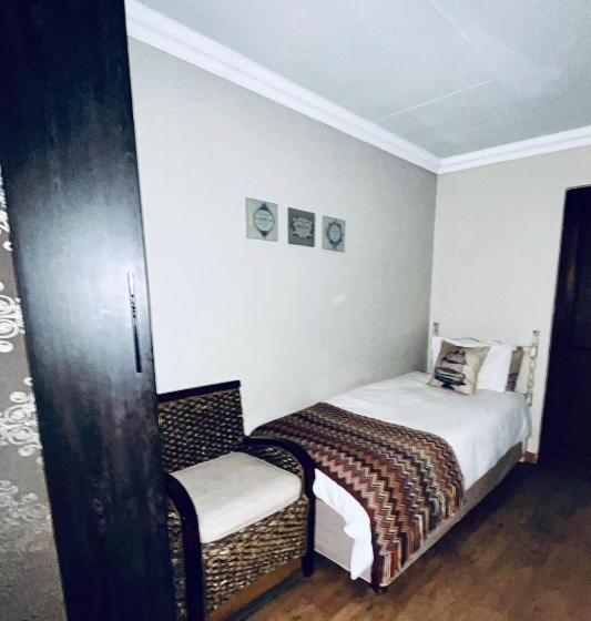 패밀리 룸, Revenir