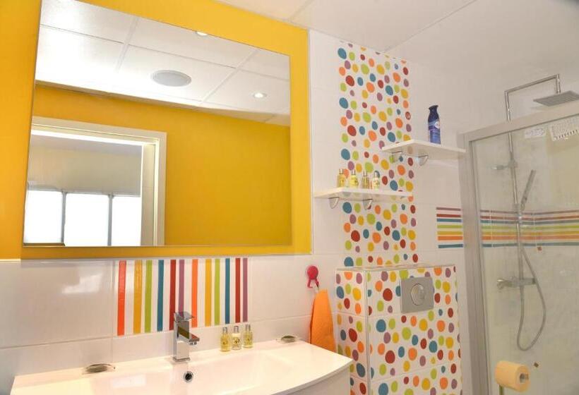 غرفة قياسية مع حمام خارجي, Les Chambres De Montplaisir