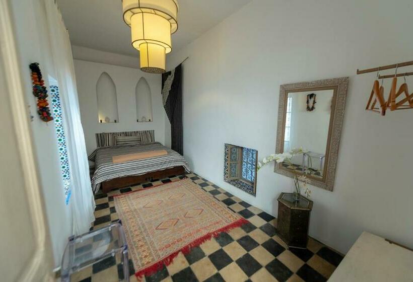 اتاق استاندارد, Riad Aziman