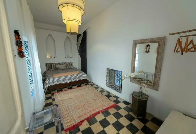 اتاق استاندارد, Riad Aziman