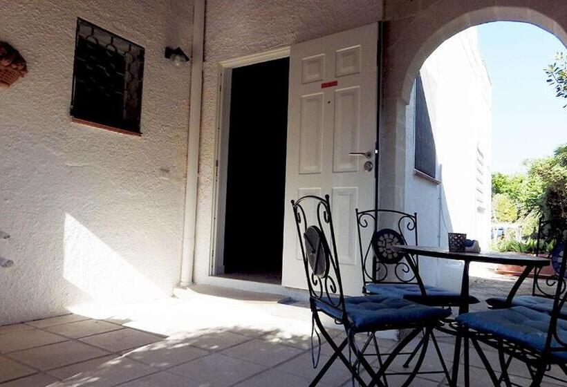 חדר סטנדרט לשלושה, B&b Le Vele