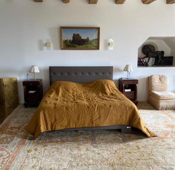 חדר דלוקס, Château Du Puech