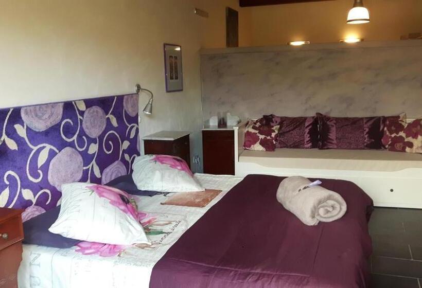 Deluxe Suite King Bed, Charming B&b Dar Ta Zeppi