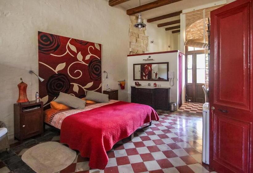 سوییت لوکس, Charming B&b Dar Ta Zeppi