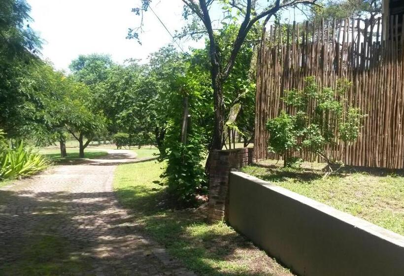 家庭间, 5th Seasons Guesthouse