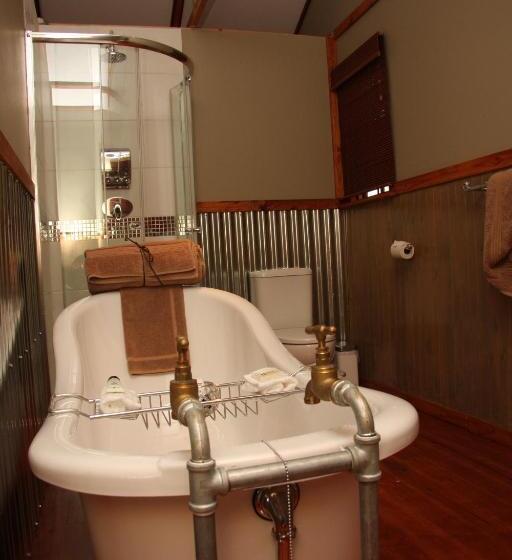 带阳台的豪华间, 5th Seasons Guesthouse