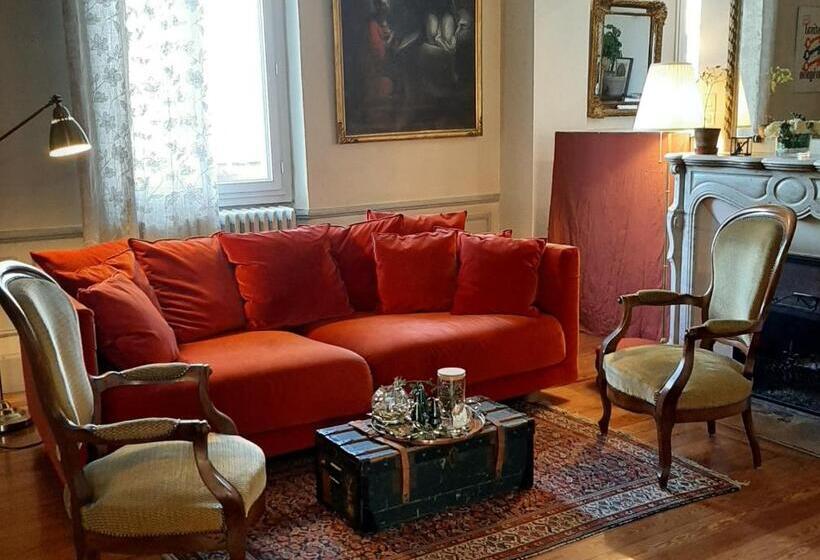 Люкс Вид на Сад, Maison Saint James