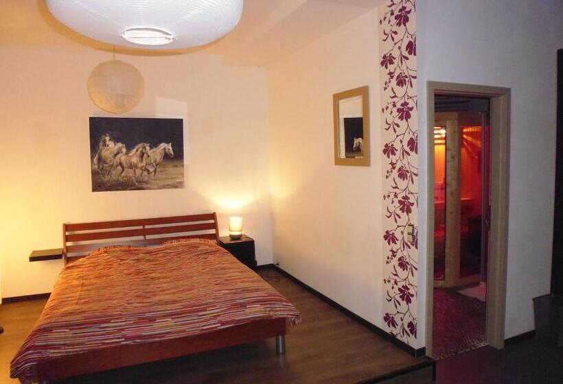 Люкс, B&b V.k. Pgmbh