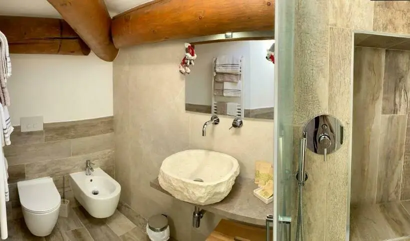 バルコニー付きスタンダードルーム, La Casa Di Campagna Sul Garda