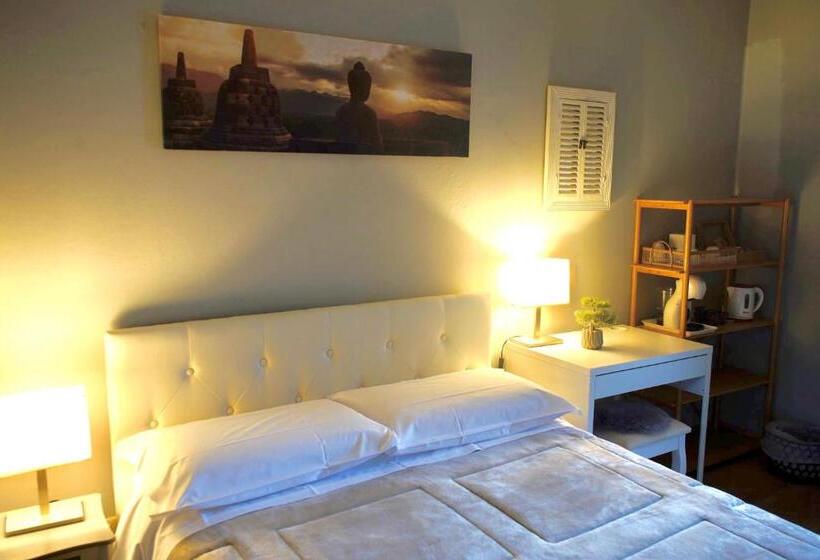 Номер Economy, La Casa Di Campagna Sul Garda