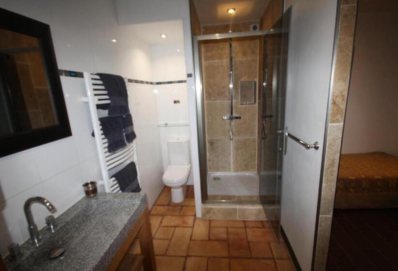 Номер Стандарт с Террасой, Manoir De La Croix Sonnet