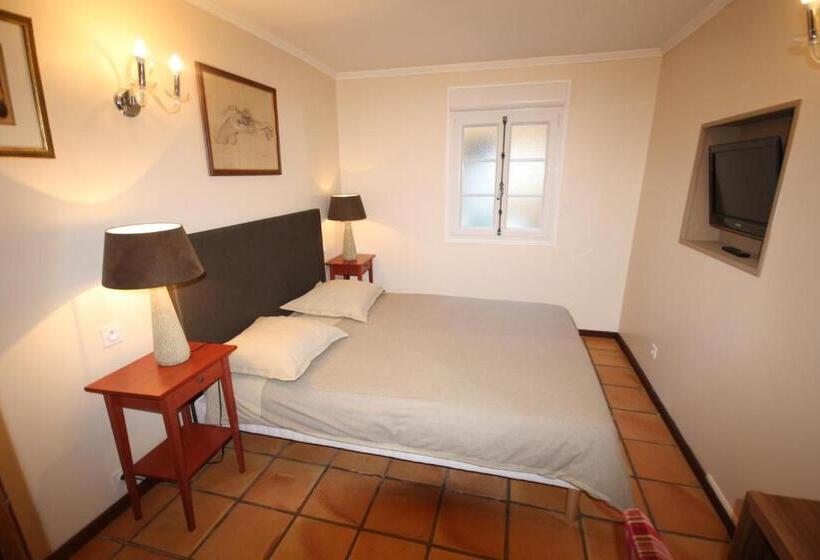 Номер Стандарт, Manoir De La Croix Sonnet