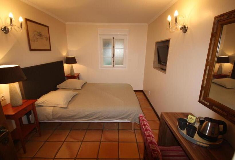 Номер Стандарт, Manoir De La Croix Sonnet